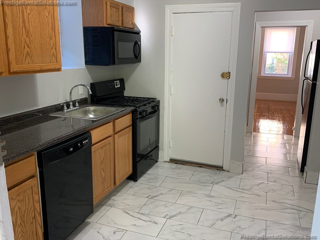 Chiswick Rd #2 - Photo 3 of 14