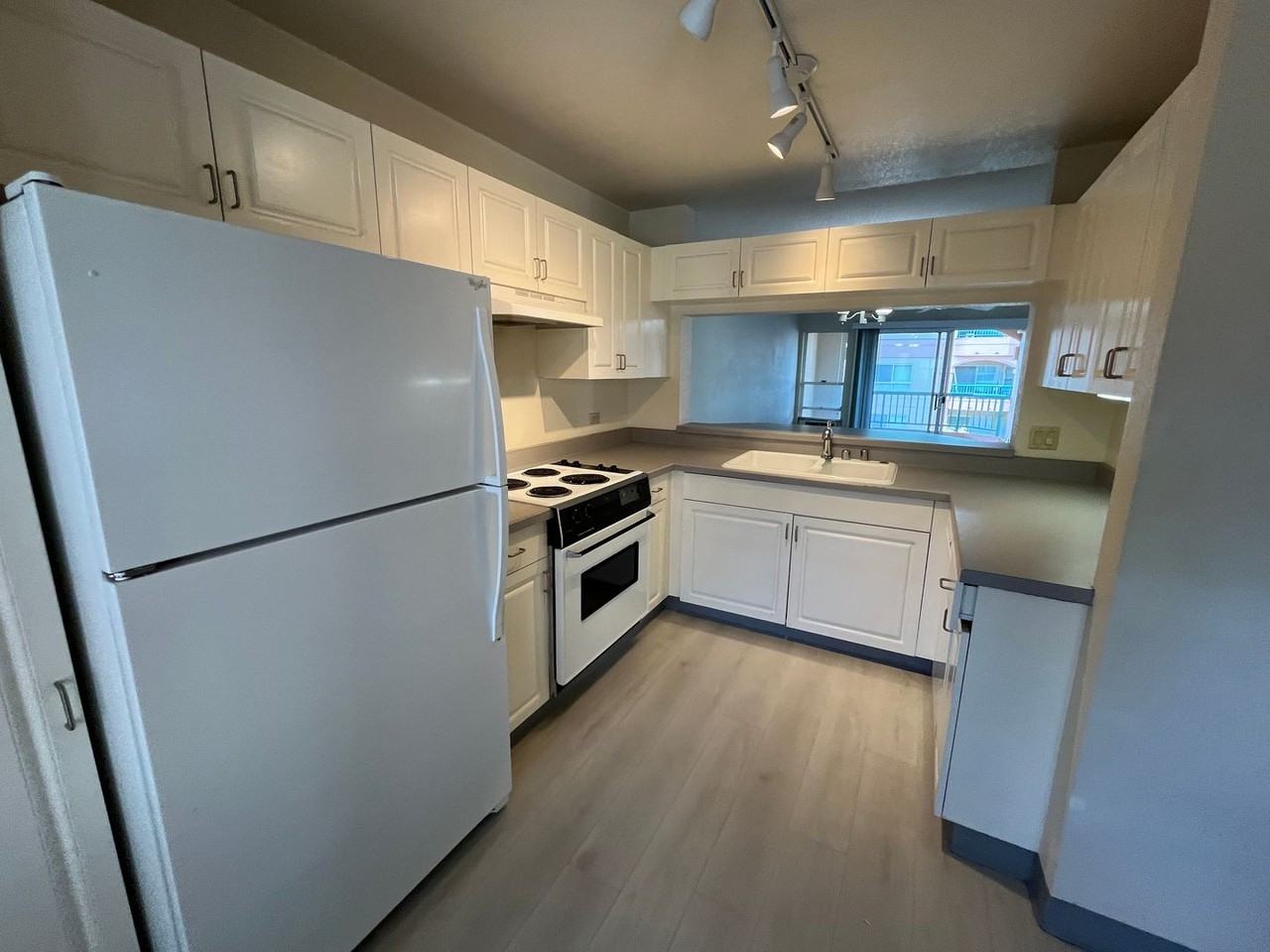 1080 Ala Napunani St #316 - Photo 6 of 17