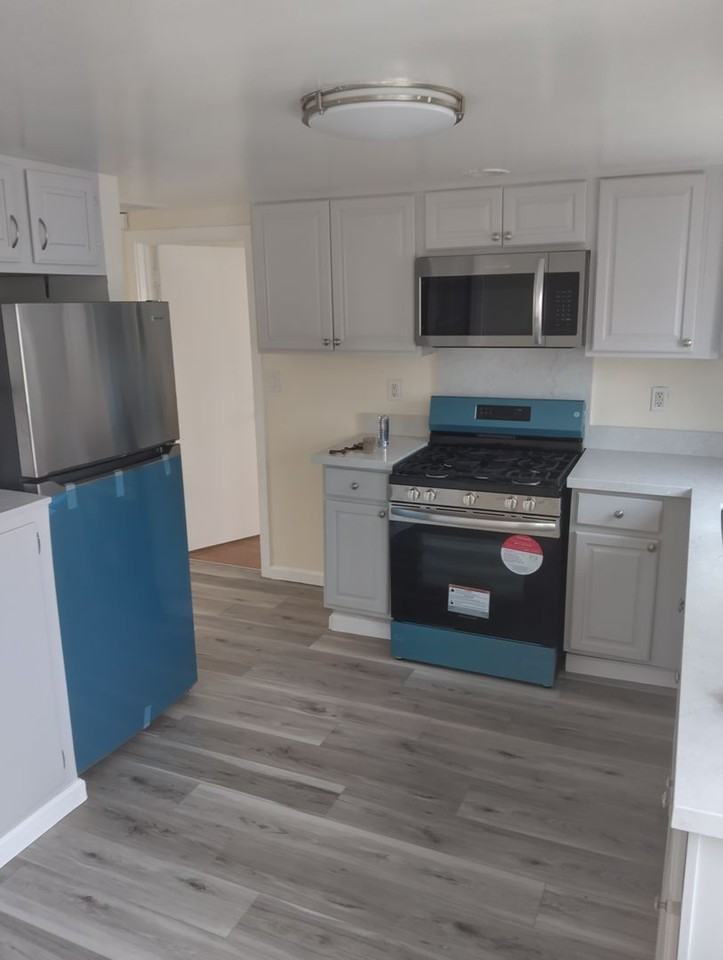 2846 20th St - Photo 3 of 24