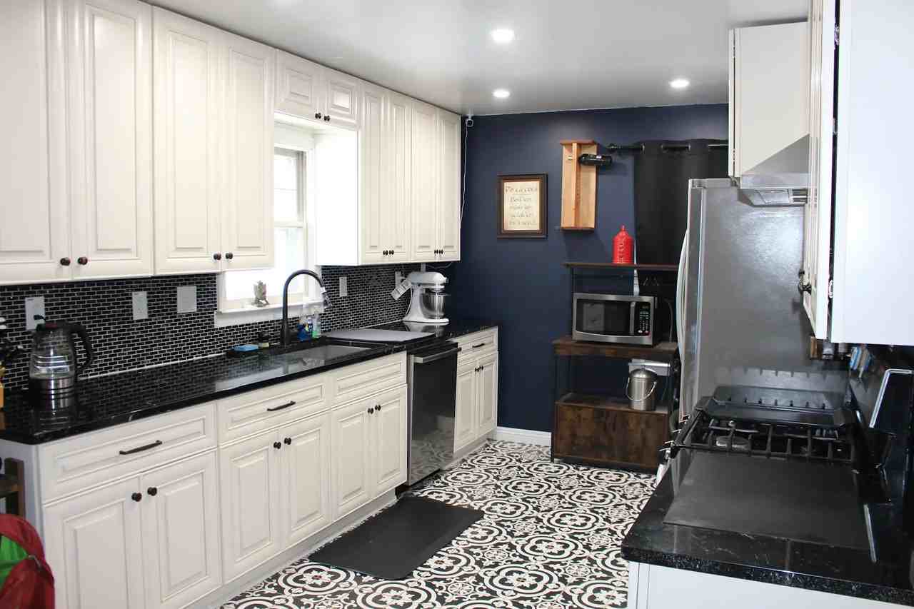 72 Loaldo Dr - Photo 2 of 16