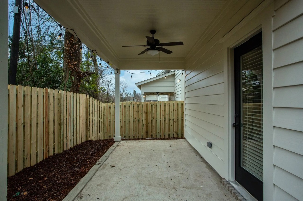 1516 Cottage Grv - Photo 3 of 21