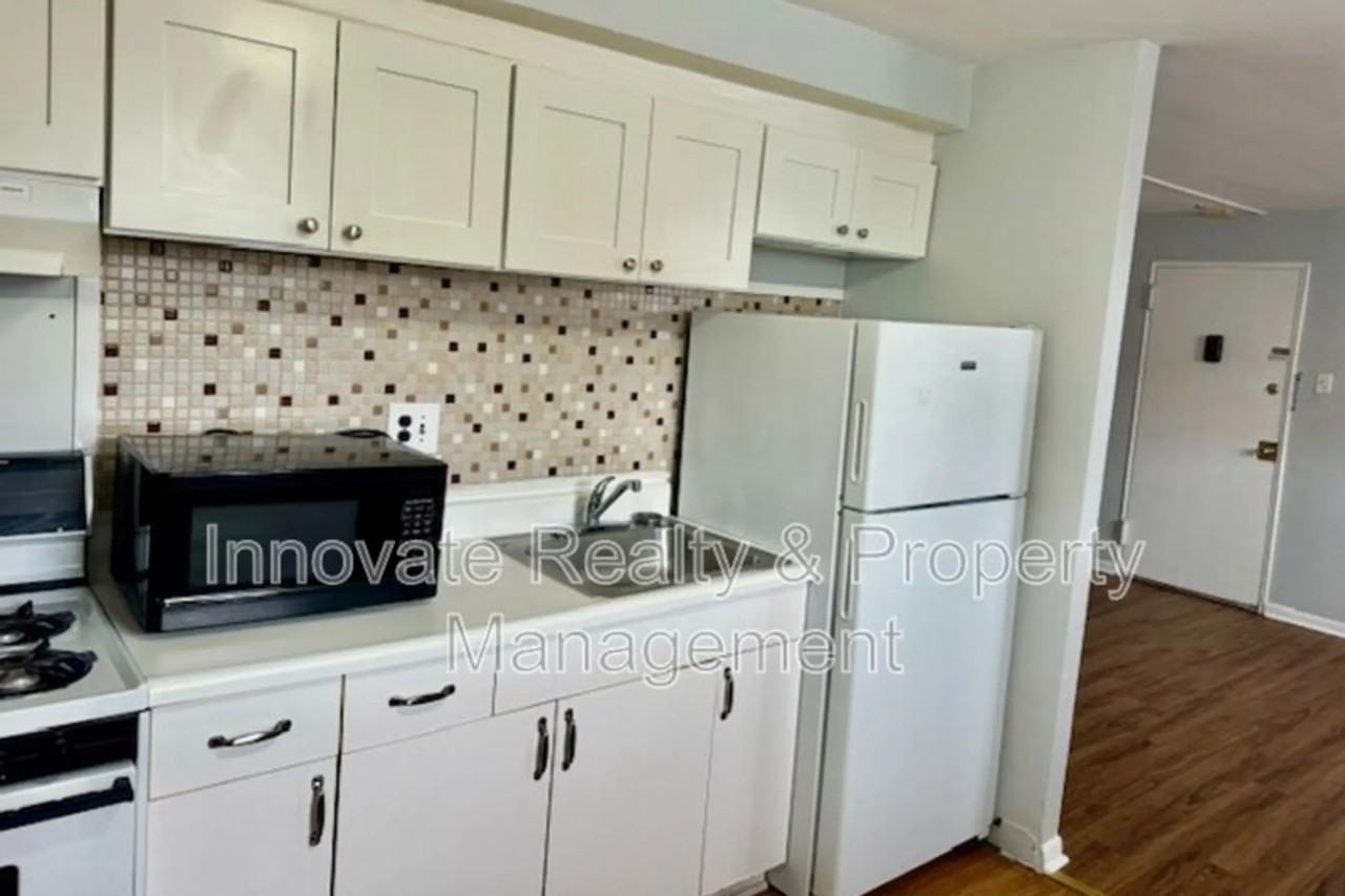 9513 Hoff St - Photo 2 of 19