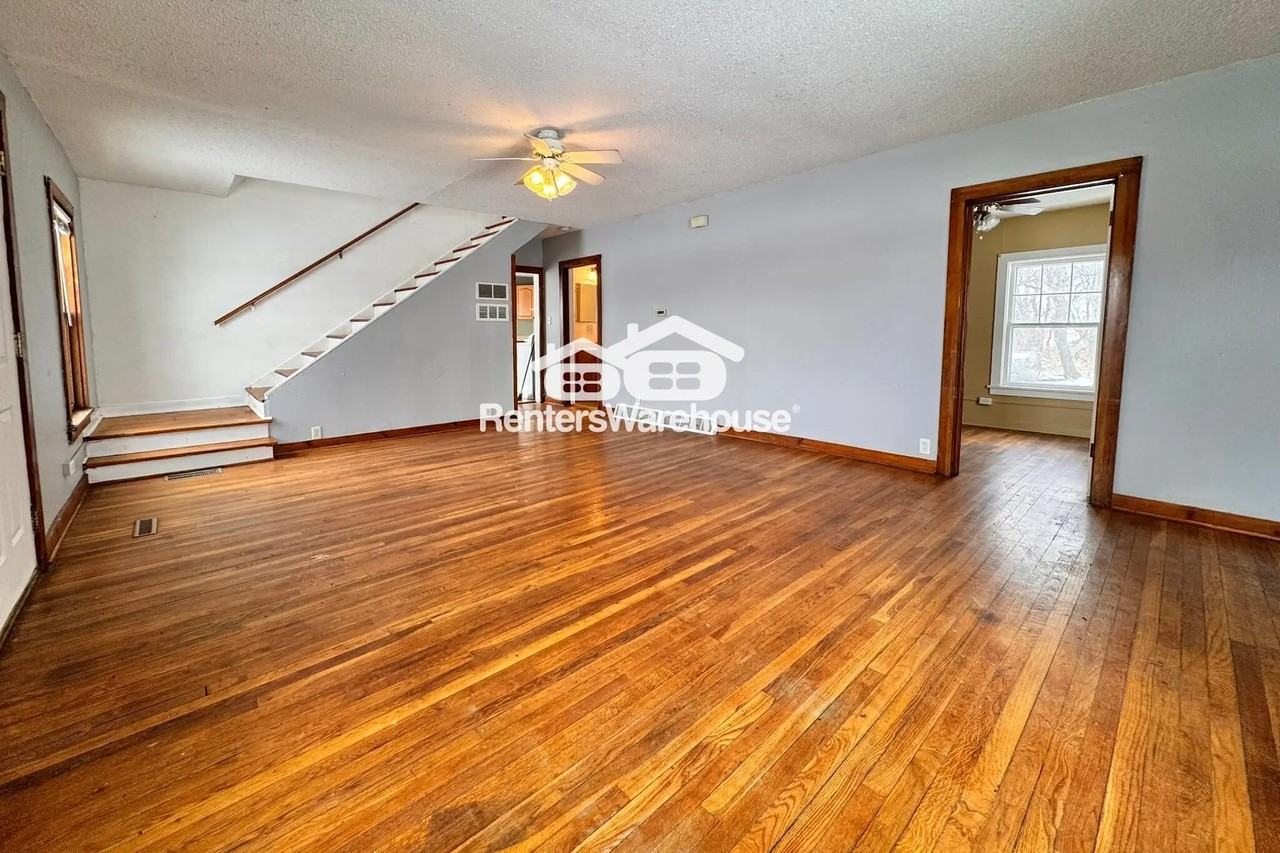 13841 Nw 42nd Ave - Photo 2 of 12