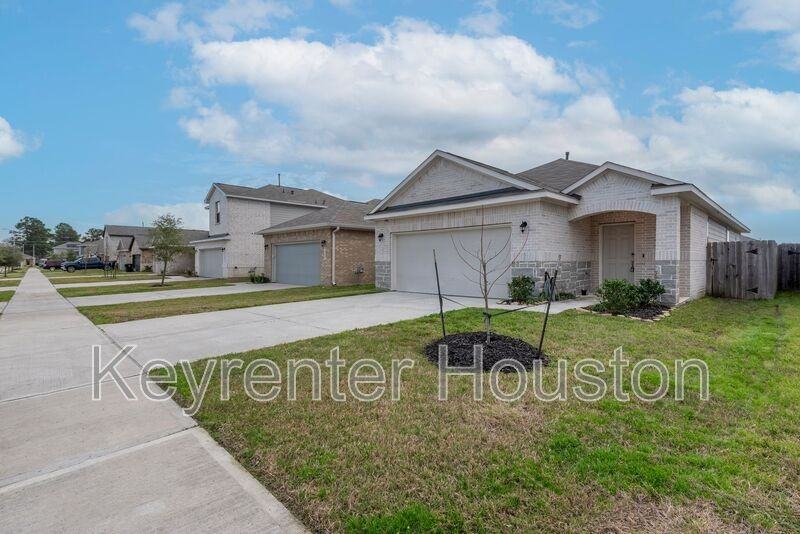 24803 Russet Bluff Trl - Photo 2 of 26