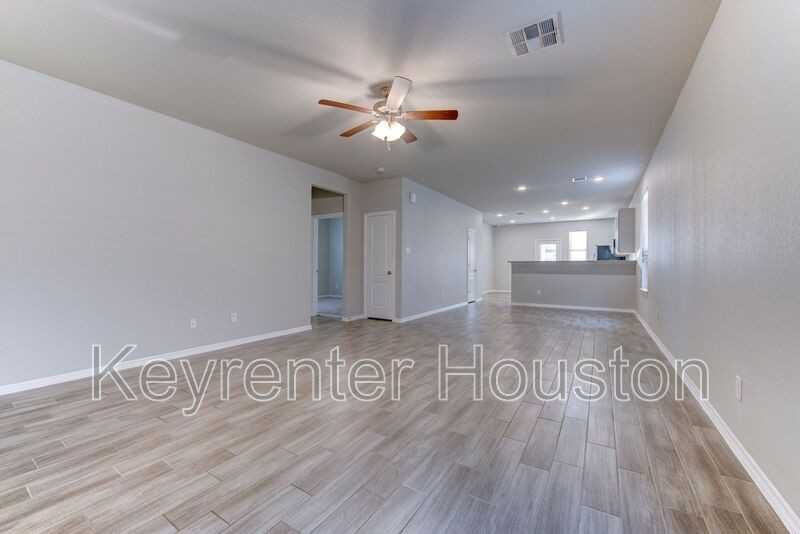 24803 Russet Bluff Trl - Photo 3 of 26