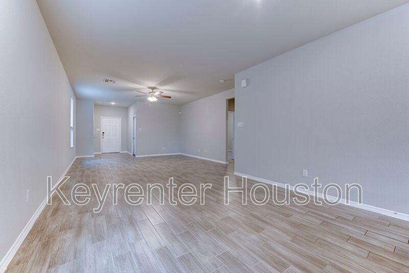 24803 Russet Bluff Trl - Photo 5 of 26