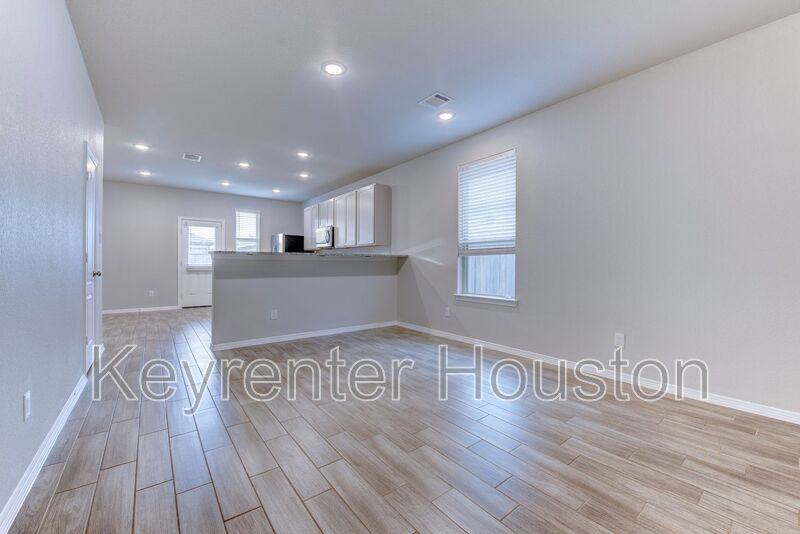24803 Russet Bluff Trl - Photo 7 of 26