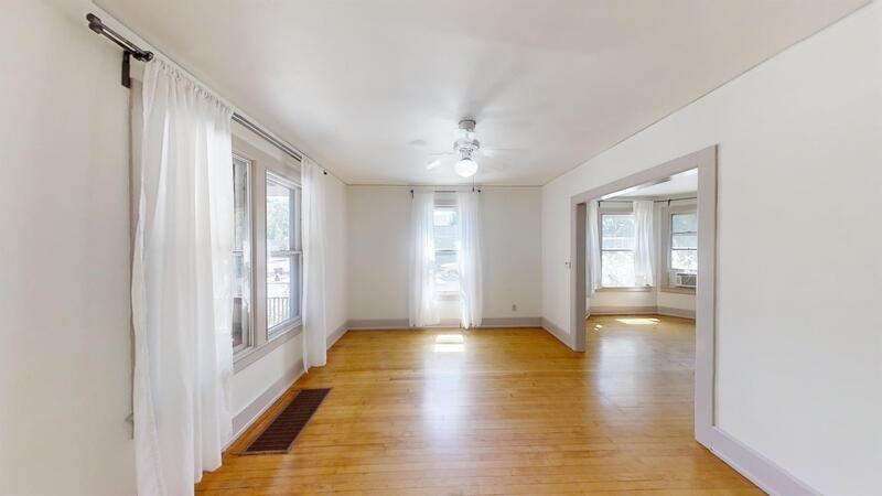 564 S Ashley St - Photo 7 of 13