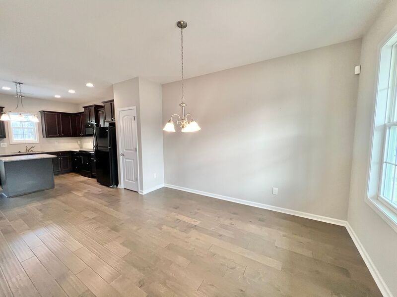 74 Griffith Pl - Photo 5 of 25