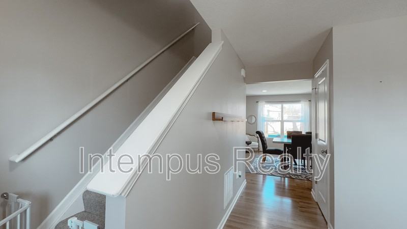 4020 Leather Stocking Trl - Photo 2 of 34