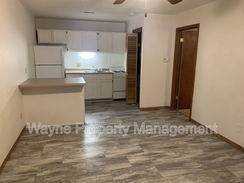 1219 2nd St #6 - Photo 2 of 20