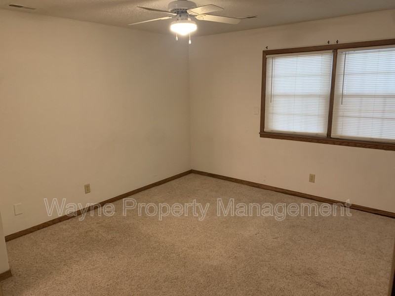 1219 2nd St #6 - Photo 4 of 20