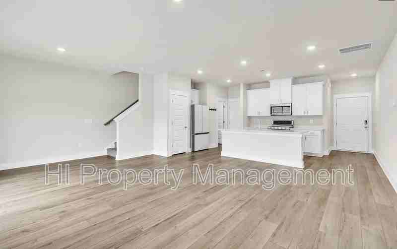 109 Ted Dr - Photo 2 of 25