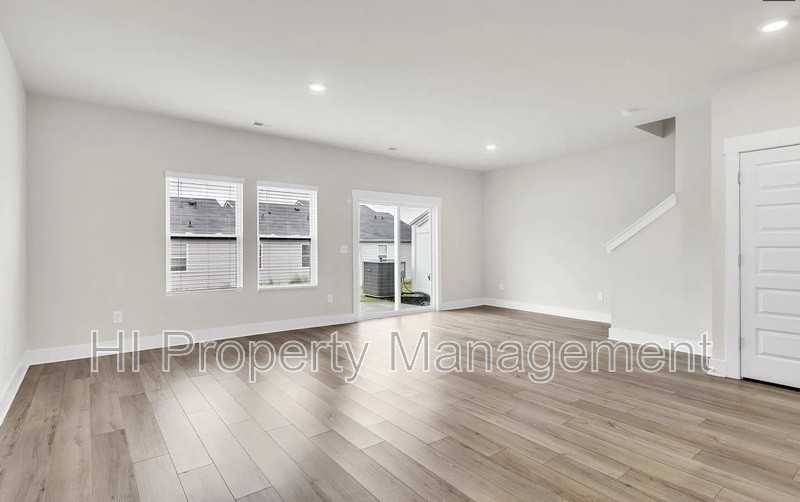 109 Ted Dr - Photo 3 of 25