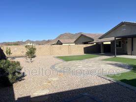 21225 W Palm Ln - Photo 1 of 1