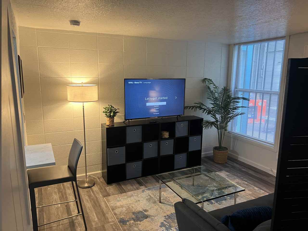 200 Maple St Ne - Photo 4 of 32