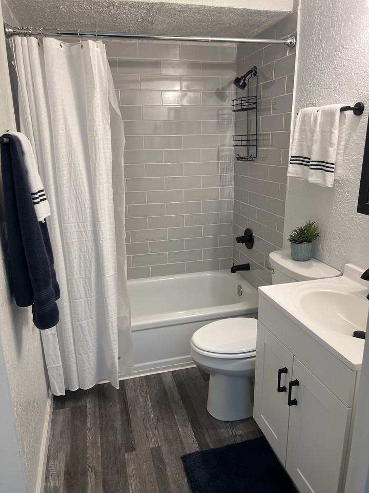 200 Maple St Ne - Photo 6 of 32