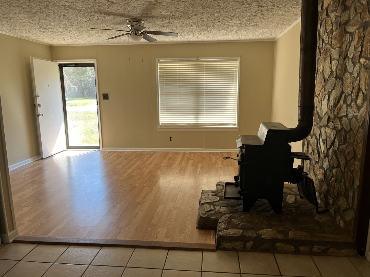 115 Big Oak Dr - Photo 3 of 14