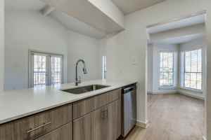 featured image of 230 E 5th St