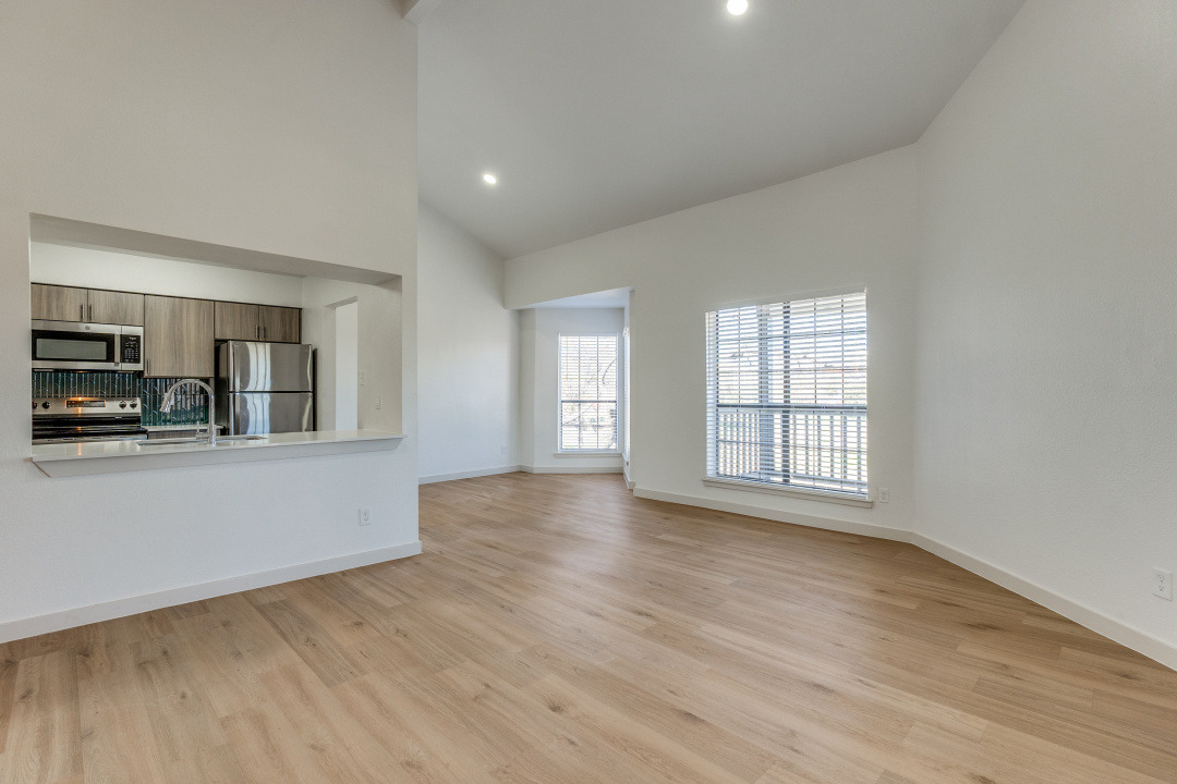 The Gleason - Photo 6 of 30