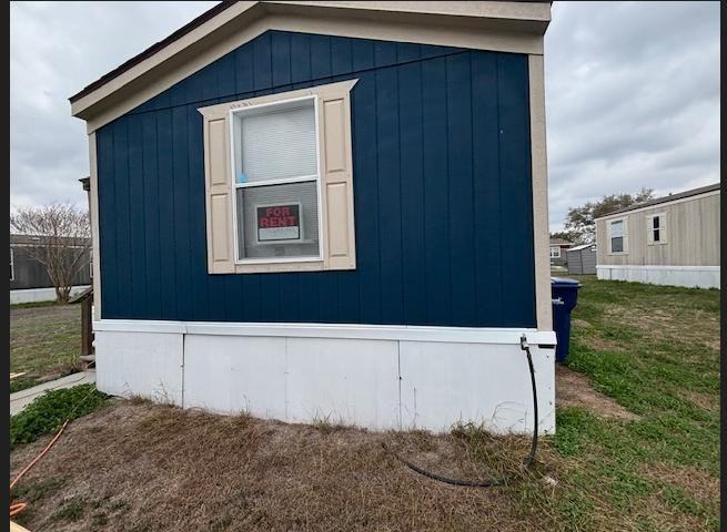 Interstate Highway 69 Access Rd - Photo 3 of 10