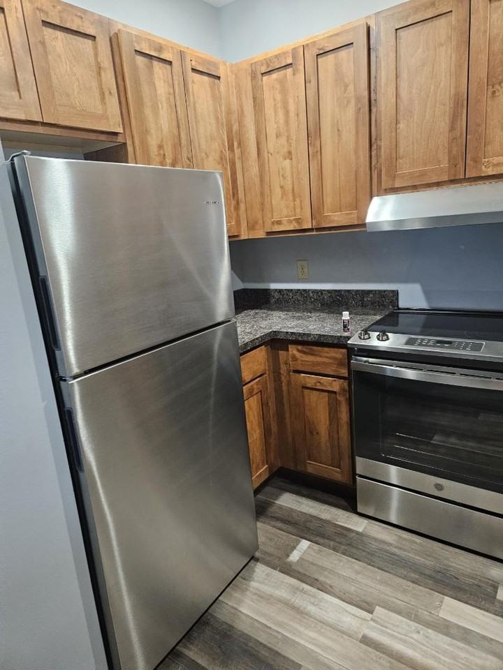 60 Merlot Apartments - Photo 2 of 10