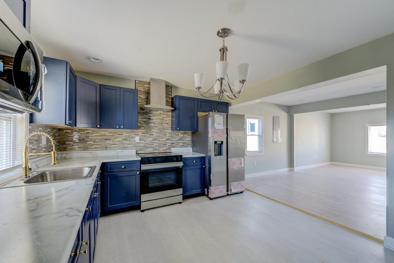6010 Hancock Ave - Photo 4 of 20