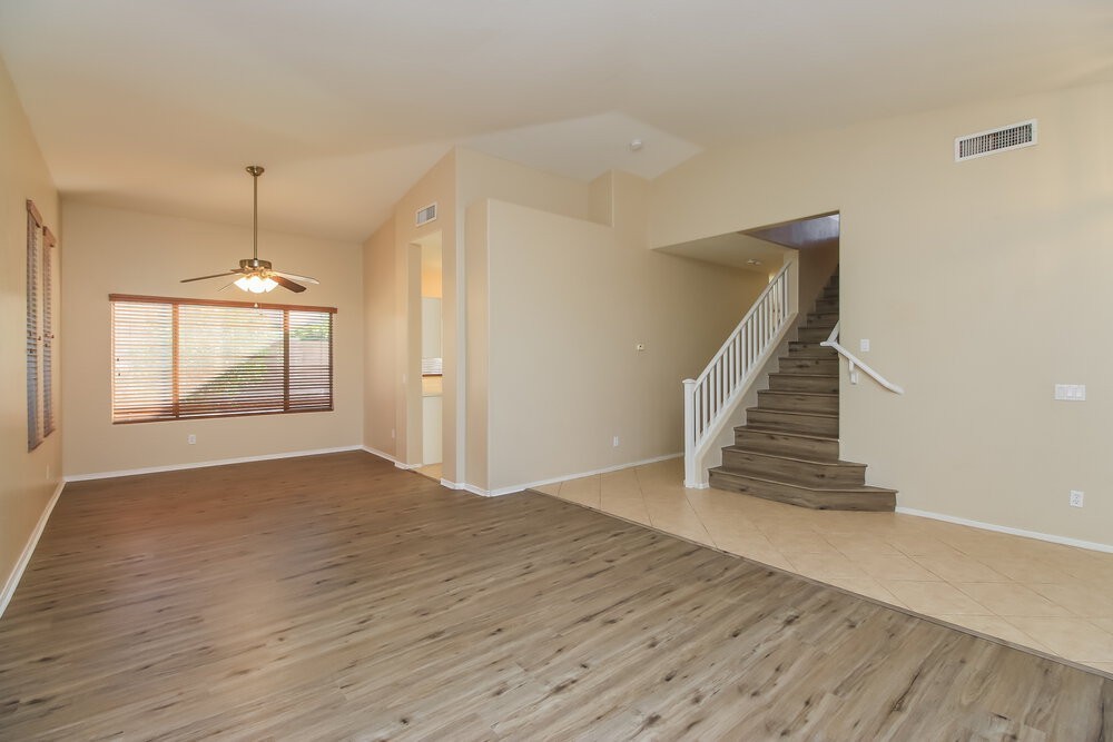 21299 E Lords Way - Photo 4 of 17