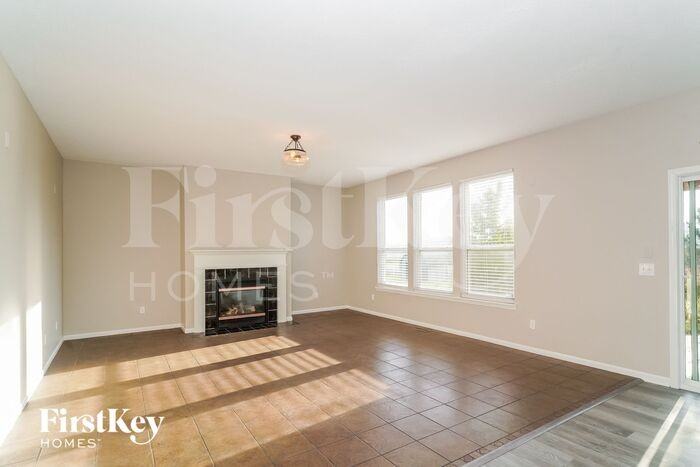 6935 Rutherford Dr - Photo 2 of 15