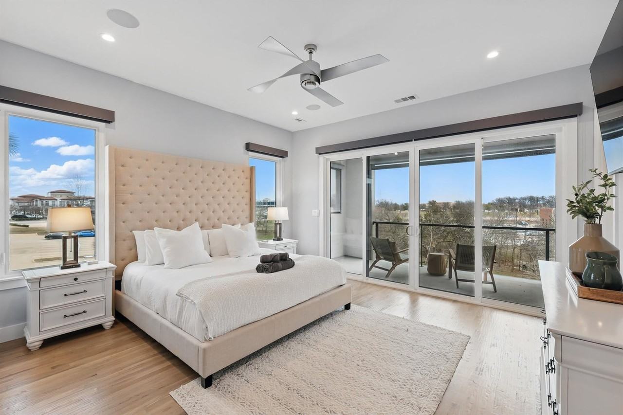 428 Highwood Trl #1057724P - Photo 7 of 45