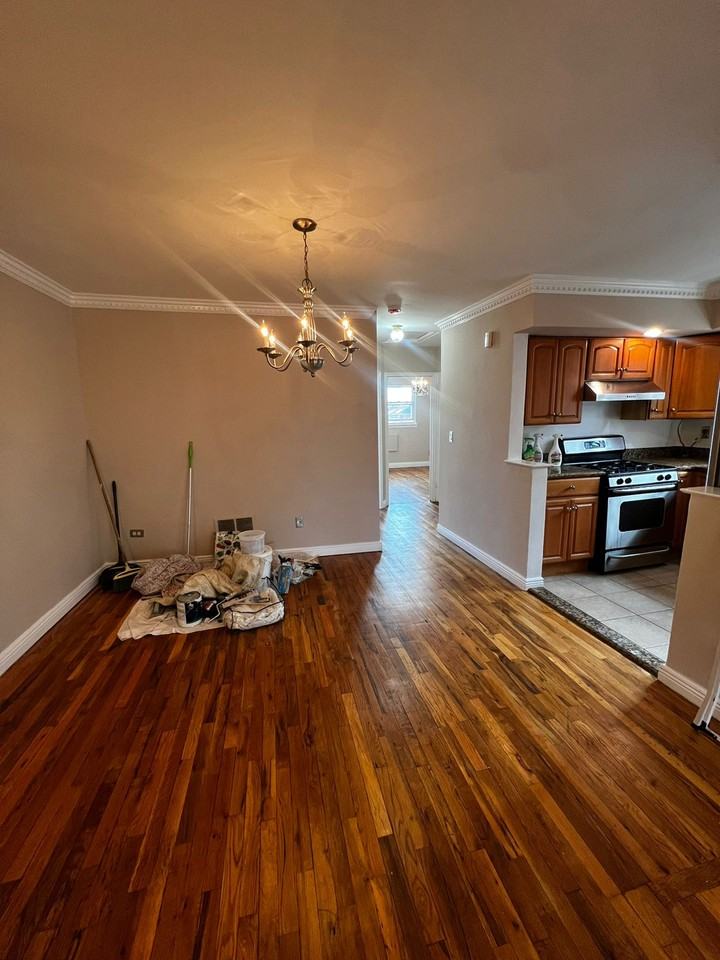 3259 Griswold Ave - Photo 2 of 9