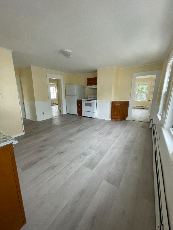 29 Tracey St #2 - Photo 2 of 15