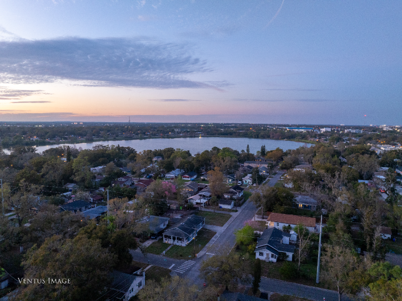 541 W Hancock St #541 - Photo 2 of 16