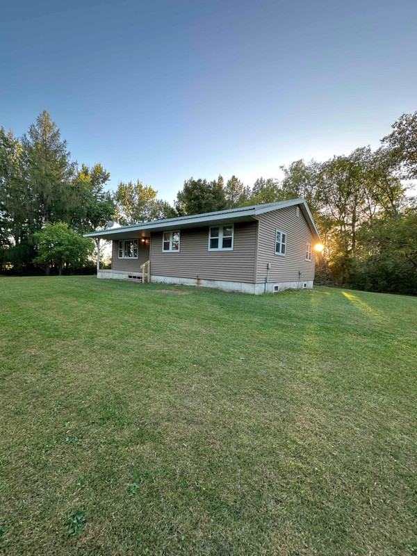 10780 140th St Ne - Photo 2 of 20