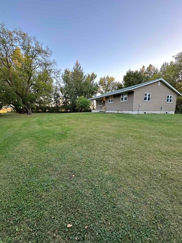 10780 140th St Ne - Photo 3 of 20