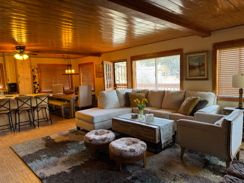 1920 Matterhorn Dr - Photo 6 of 20