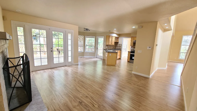 4111 Sw Comus St - Photo 3 of 20