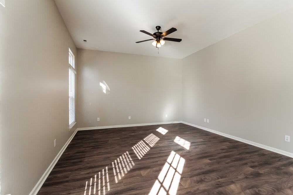 1001 Andrea Pl - Photo 5 of 15