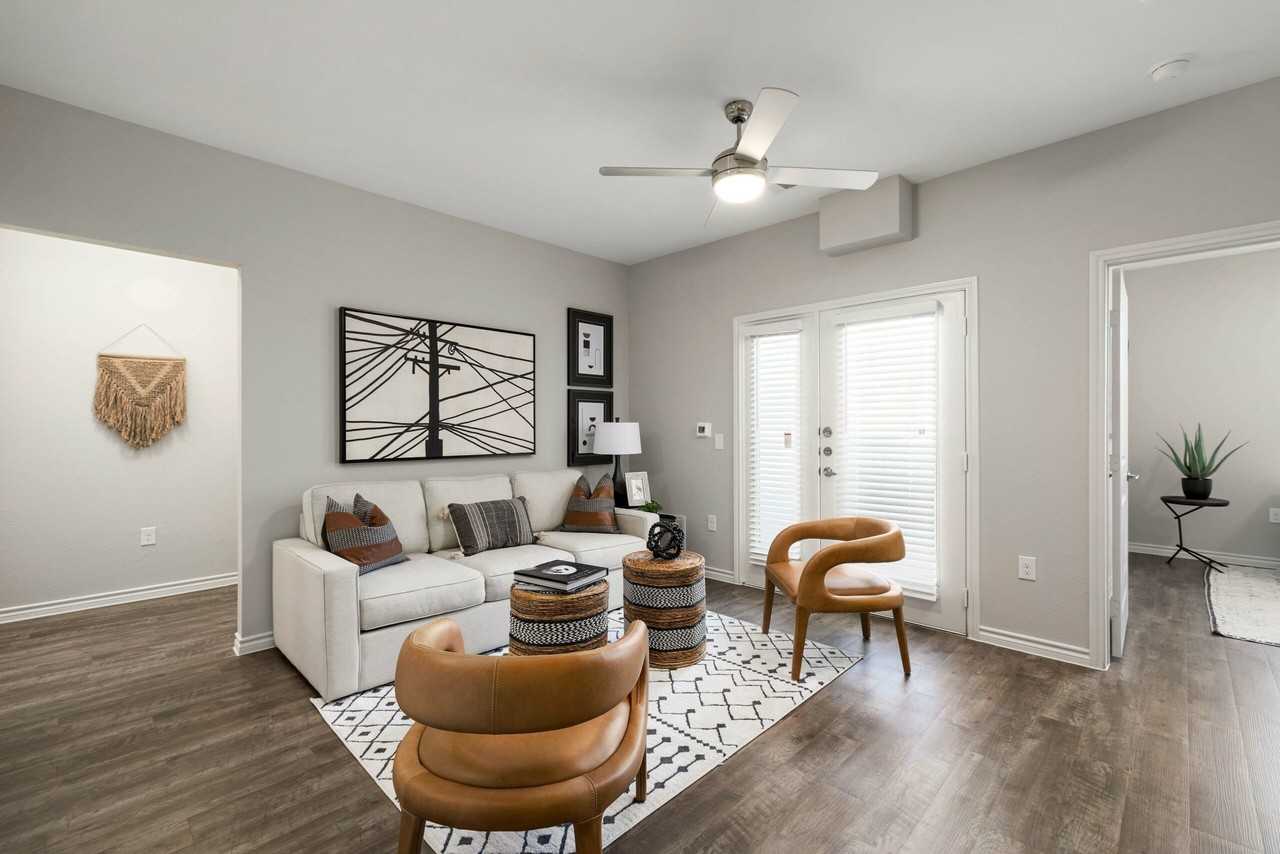 Riverstone - Photo 5 of 40