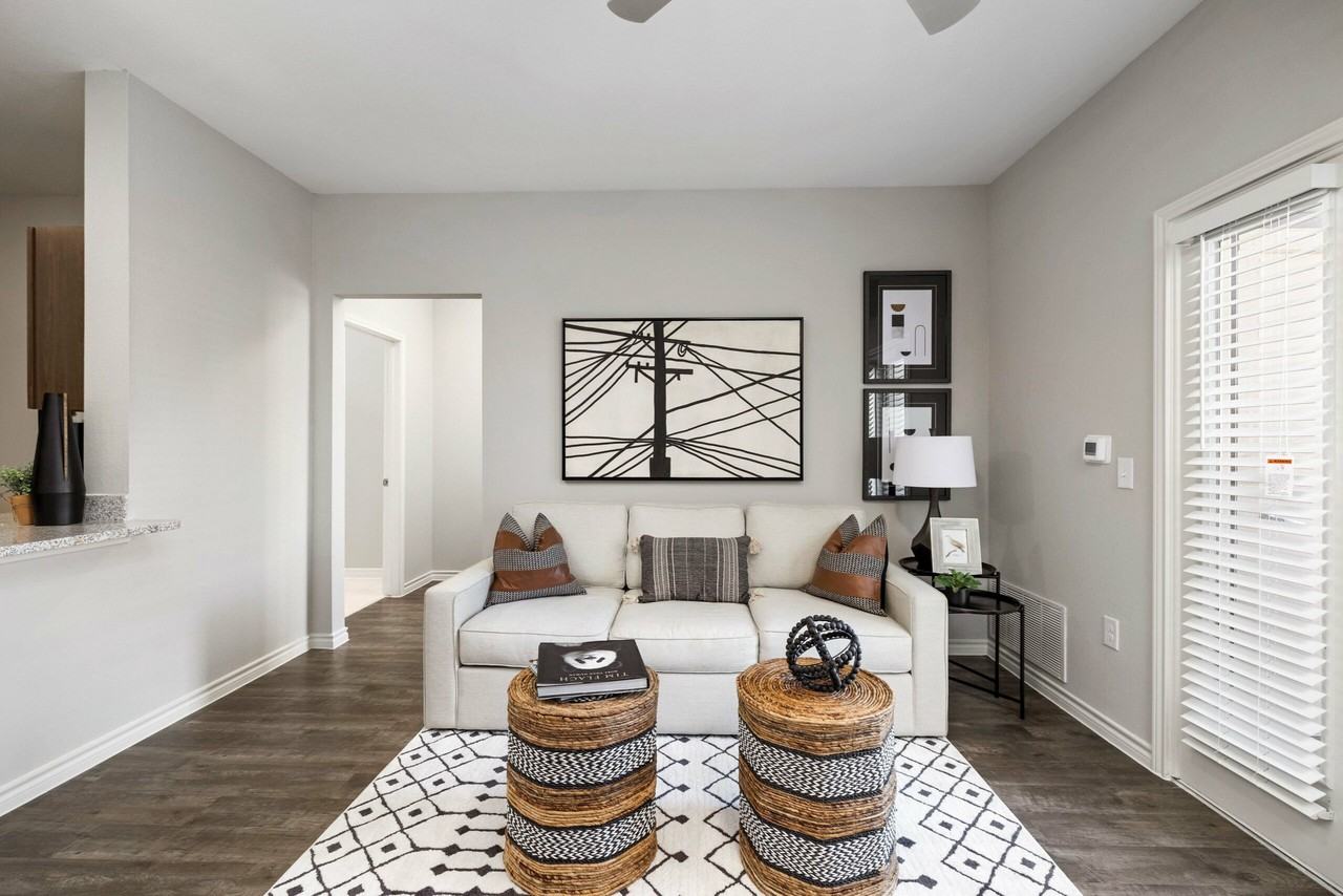 Riverstone - Photo 7 of 40