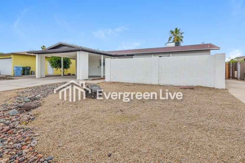 1025 W Helena Dr - Photo 7 of 21