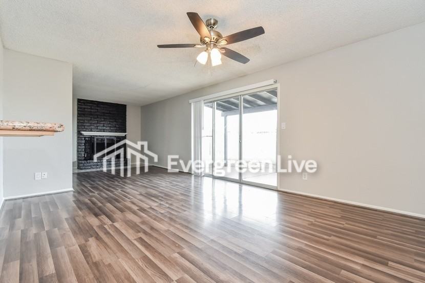 1025 W Helena Dr - Photo 5 of 21