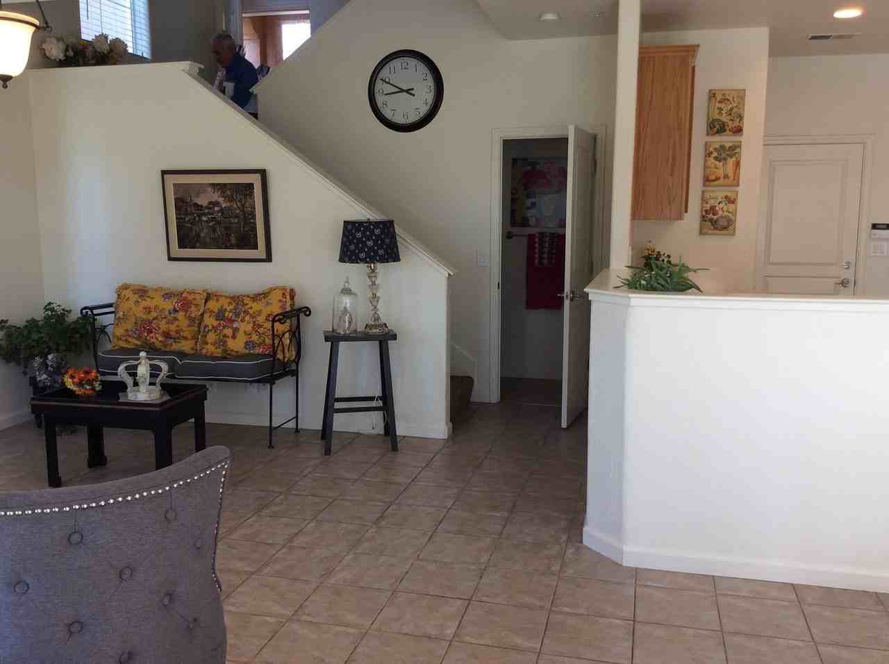 184 Franich Dr - Photo 3 of 8