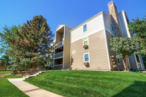 featured image of 4896 S Dudley St