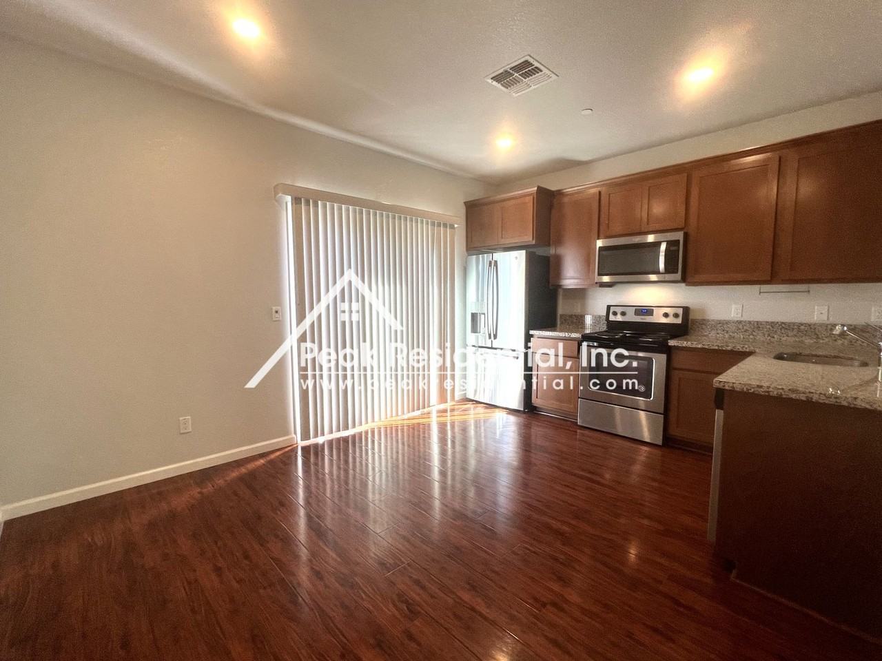 8112 Creeping Willow Ln - Photo 6 of 30