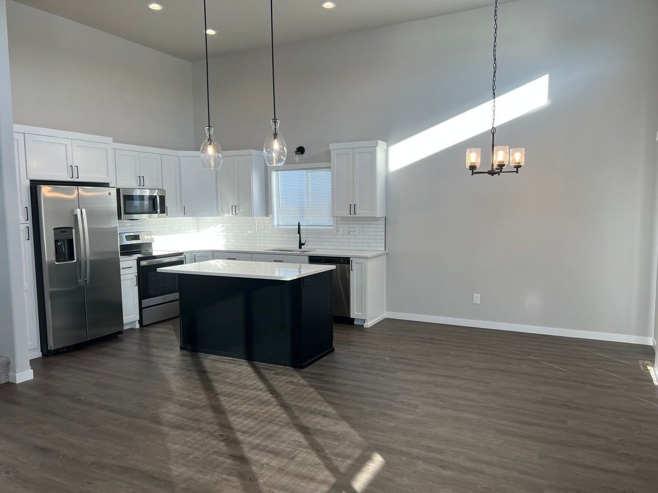 4996 37th Ave S - Photo 2 of 12