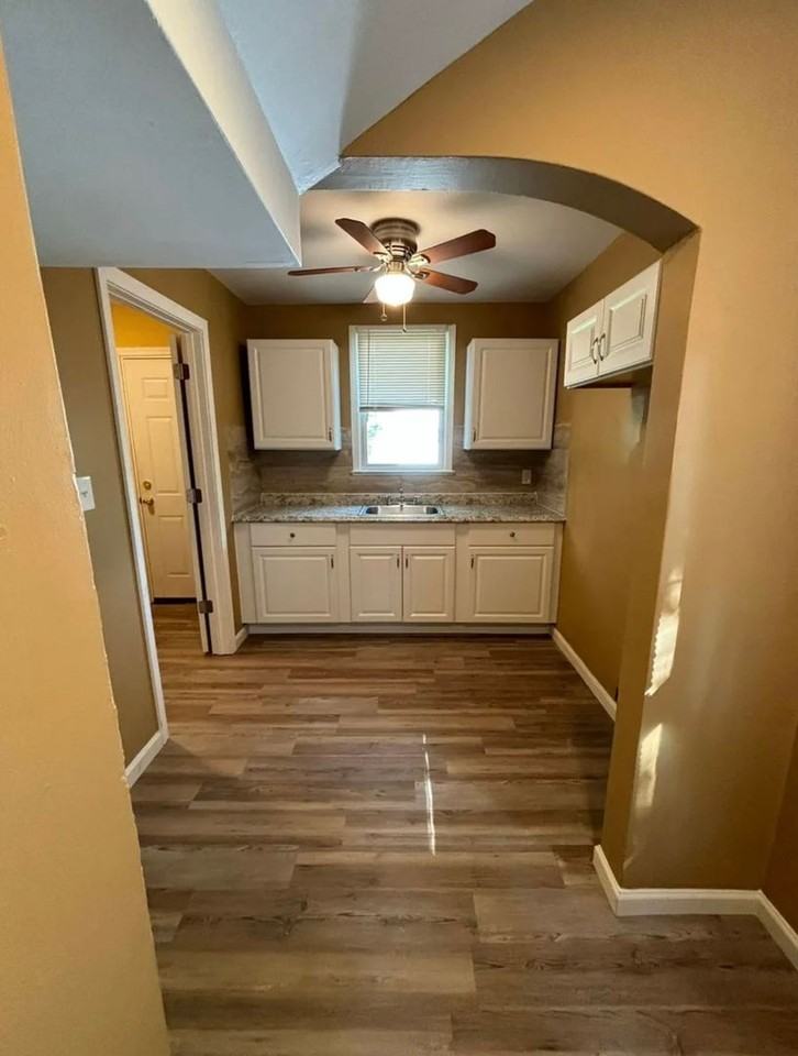 18162 Heyden St - Photo 3 of 6