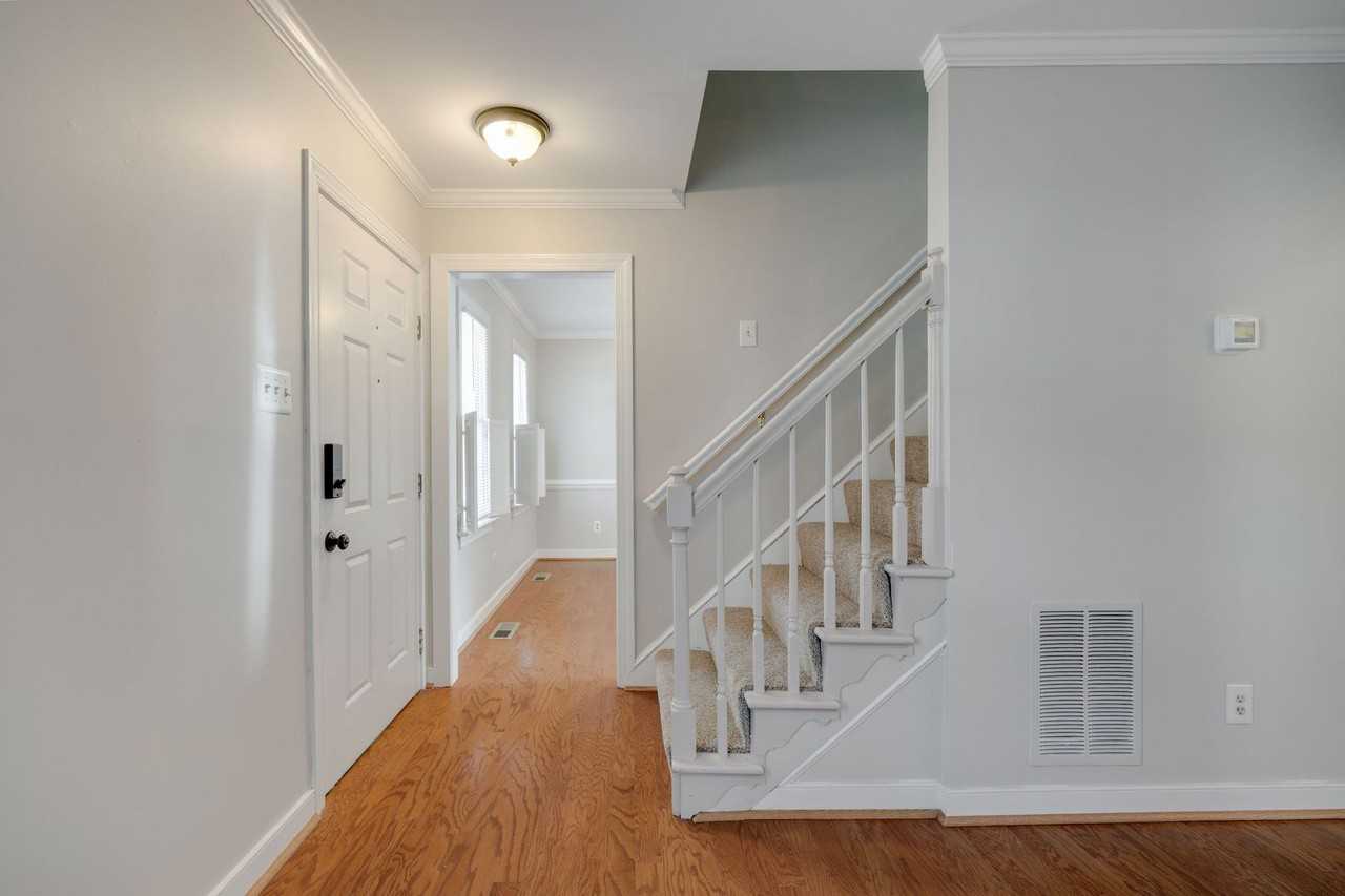 10637 Red Lion Pl - Photo 5 of 39