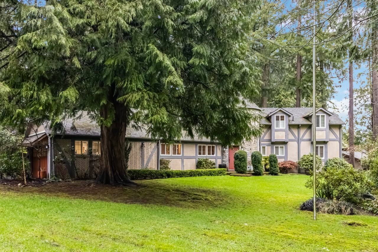 4653 Amblewood Drive - Photo 2 of 53