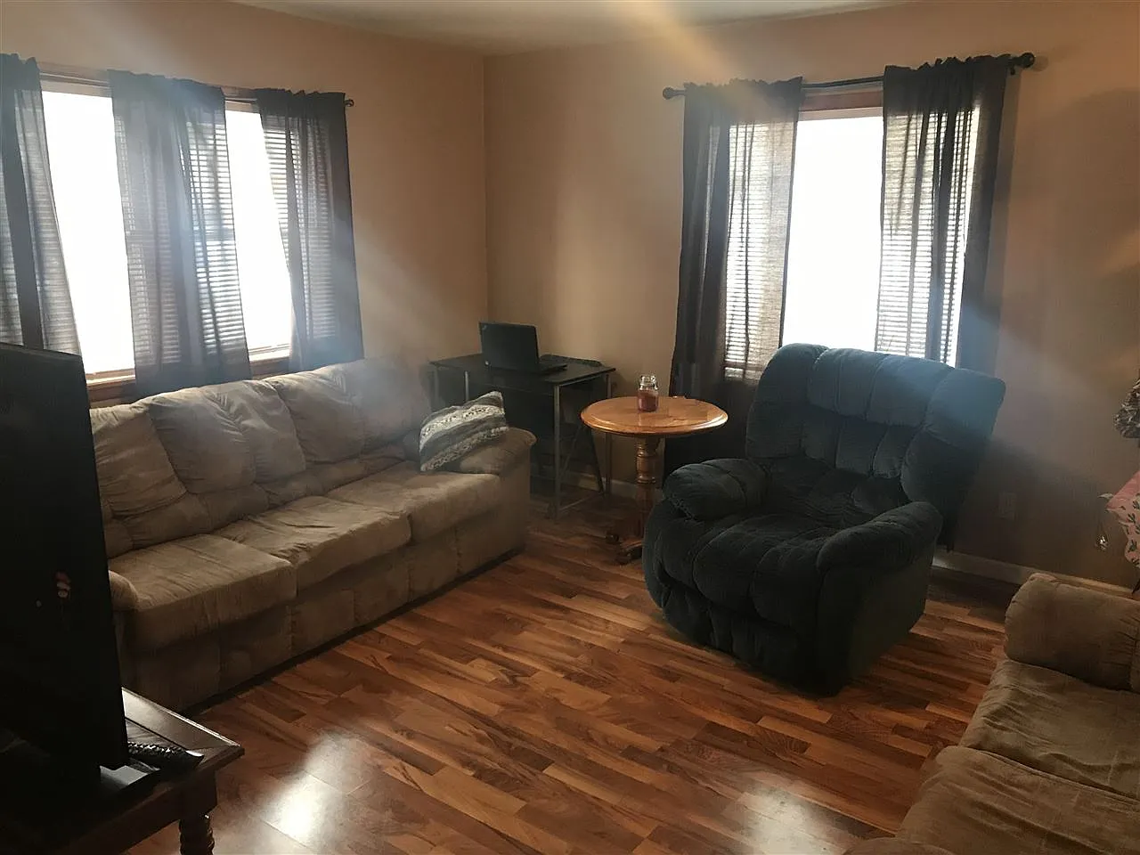 924 Prospect St #NA - Photo 7 of 11